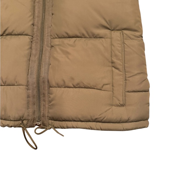 Abercrombie & Fitch Faux Fur Trim Puffer Vest in Olive Green - Picture 3 of 5